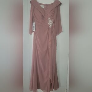 Elegant Pink Dress with Embellishments